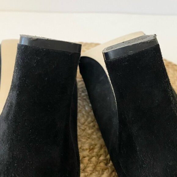 VINTAGE Suede Heels in Black - 9.5 - Picture 13 of 16
